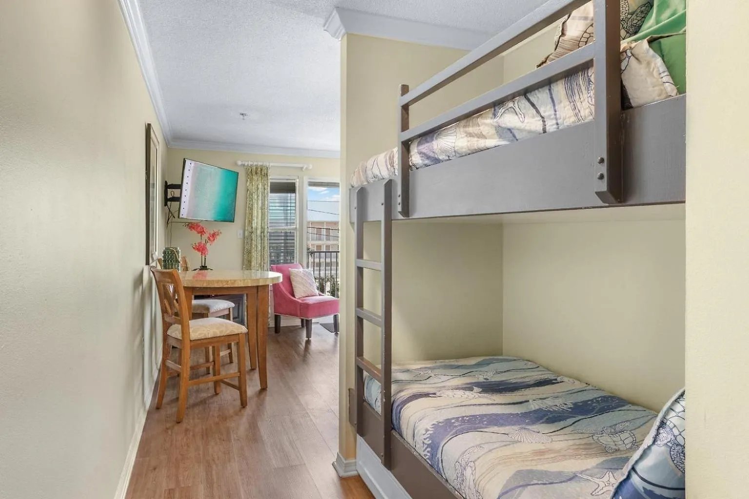 Grand Caribbean East, Beach View, Nearby Beach Access Destin USA